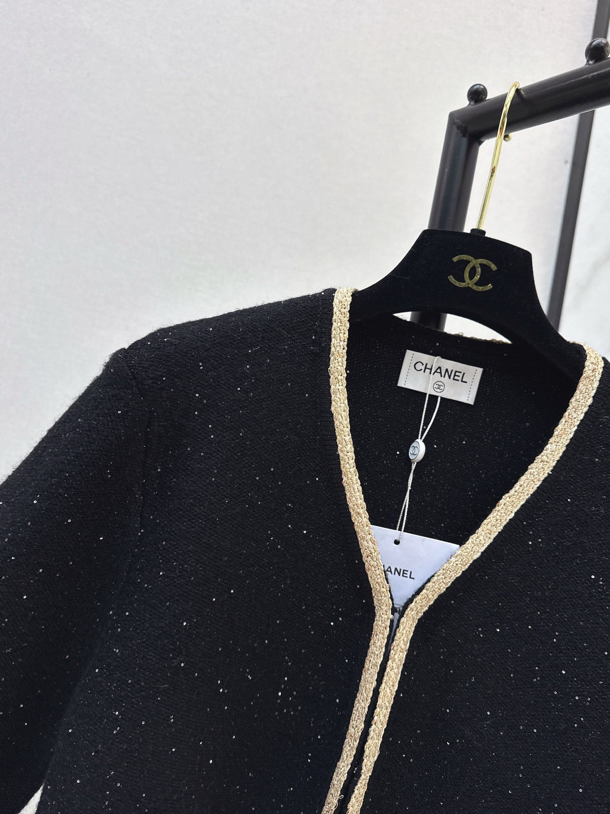 ❤️‍🔥Limited edition❤️‍🔥26FW New Cardigan with Gold Trim 🖤