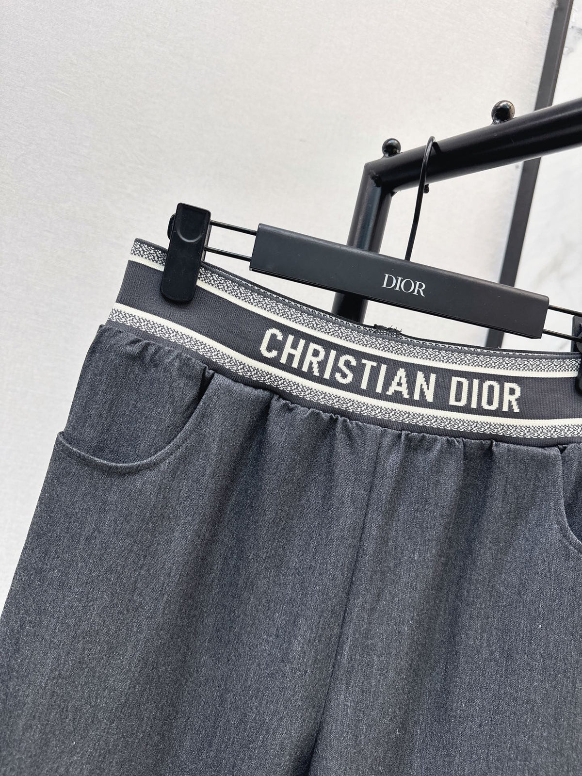 26FW New Wide-Leg Casual Trousers 🩶🖤