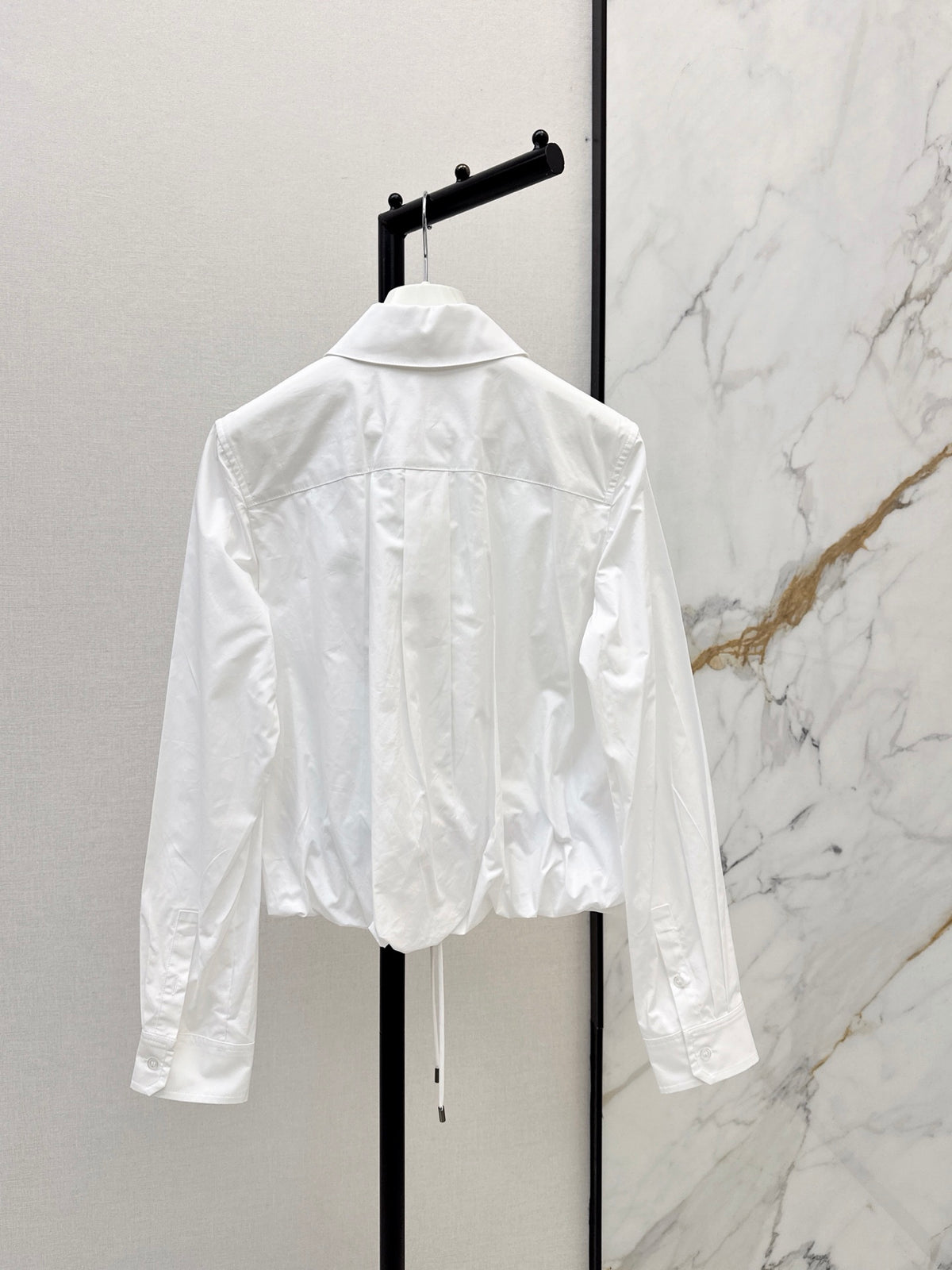 26FW New Balloon-Sleeve Shirt with Bud-Style Detail 🤍🤎💙