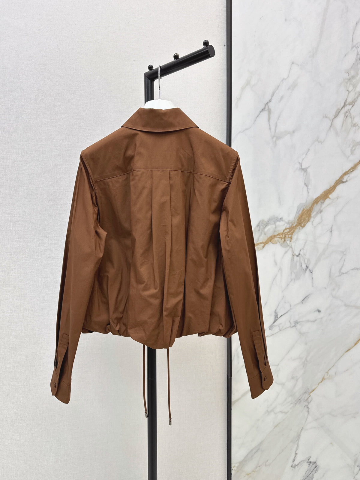 26FW New Balloon-Sleeve Shirt with Bud-Style Detail 🤍🤎💙