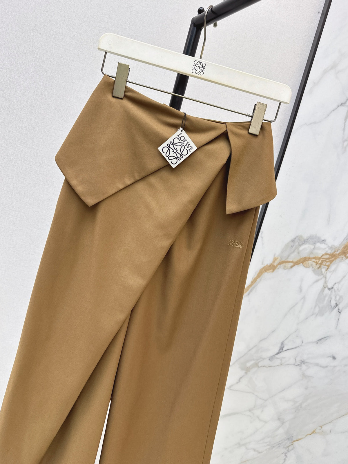 26FW New High-Waisted Wide-Leg Trousers 🤎🖤