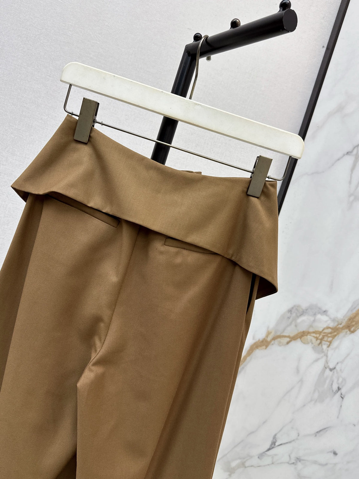 26FW New High-Waisted Wide-Leg Trousers 🤎🖤