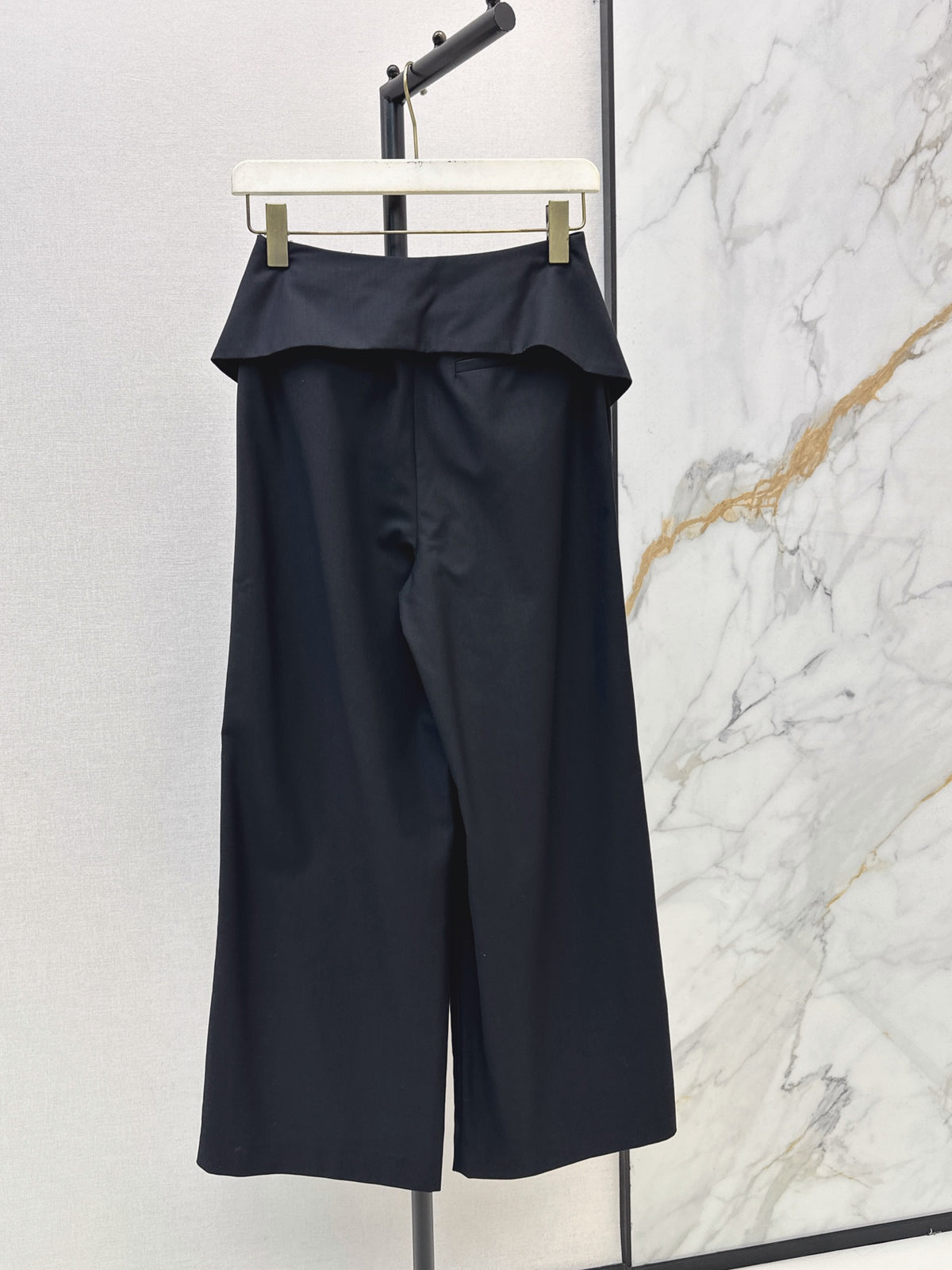 26FW New High-Waisted Wide-Leg Trousers 🤎🖤