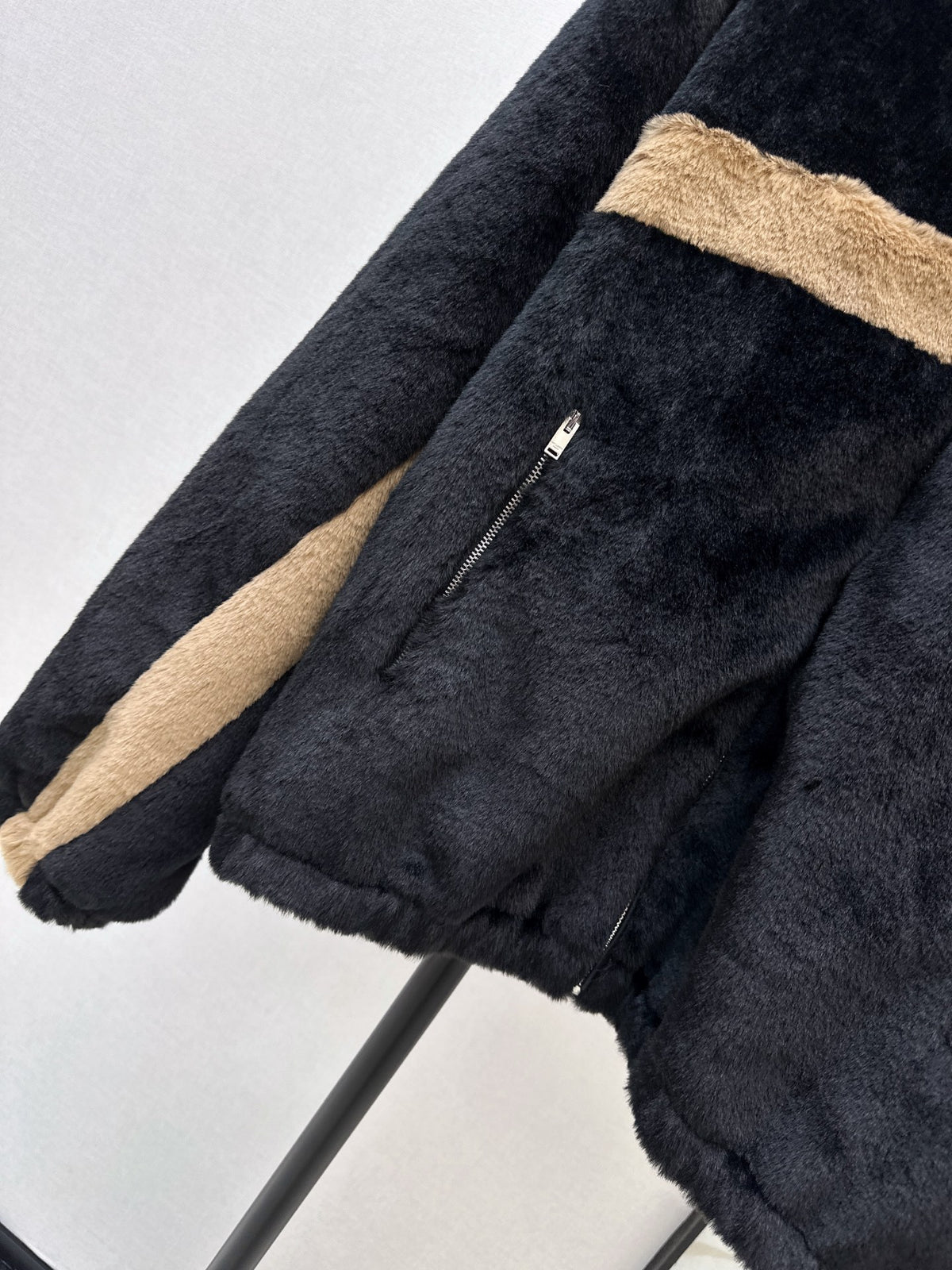 26FW New Faux Fur Stand-Collar Sports Jacket 🤎🖤