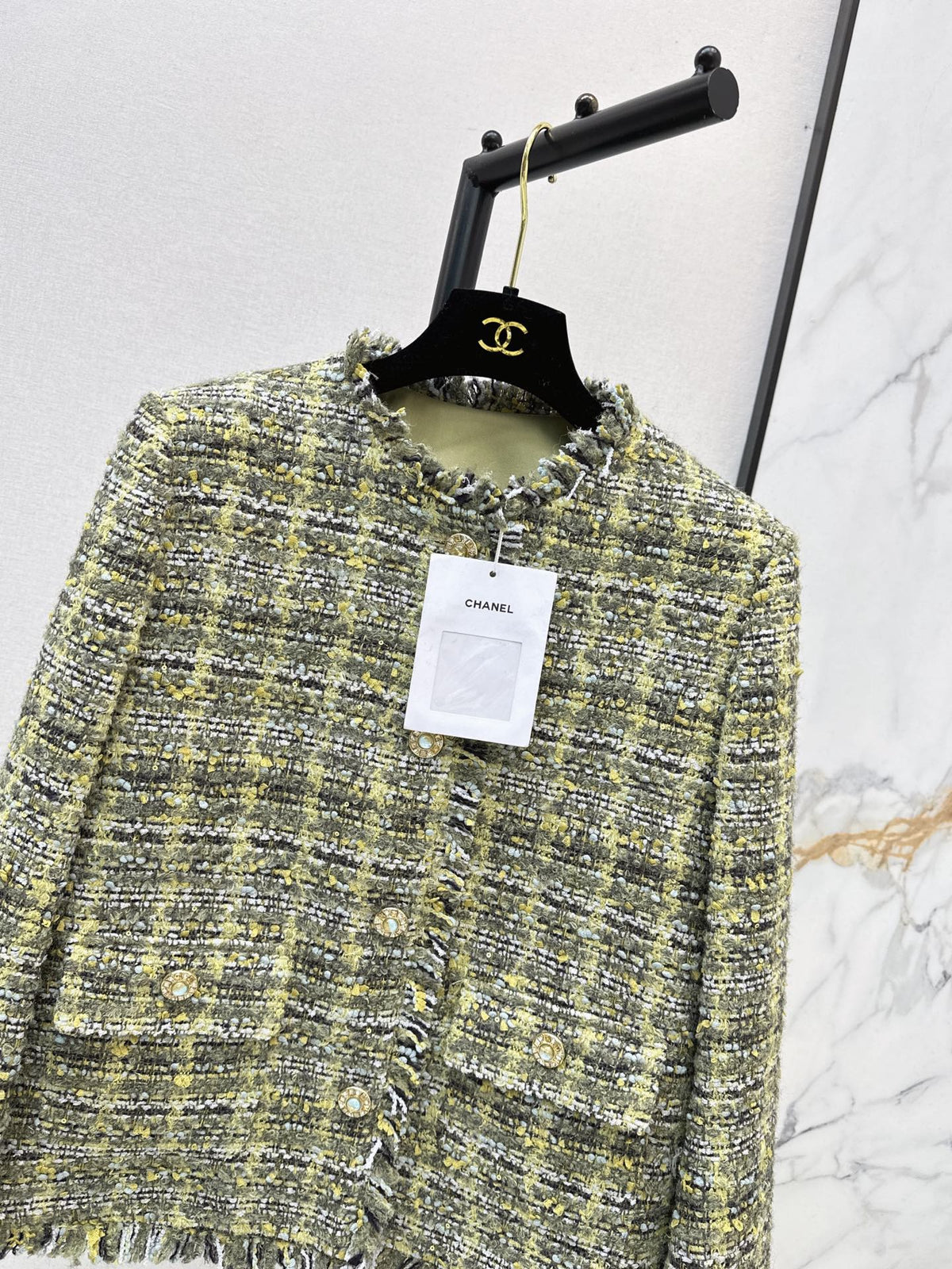 26FW New Woven Jacket with Fringed Edges 💚