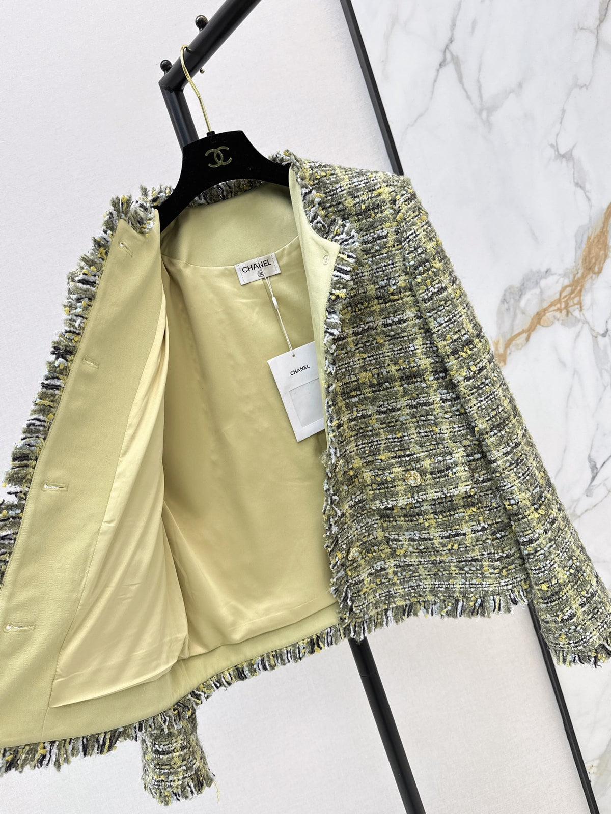 26FW New Woven Jacket with Fringed Edges 💚