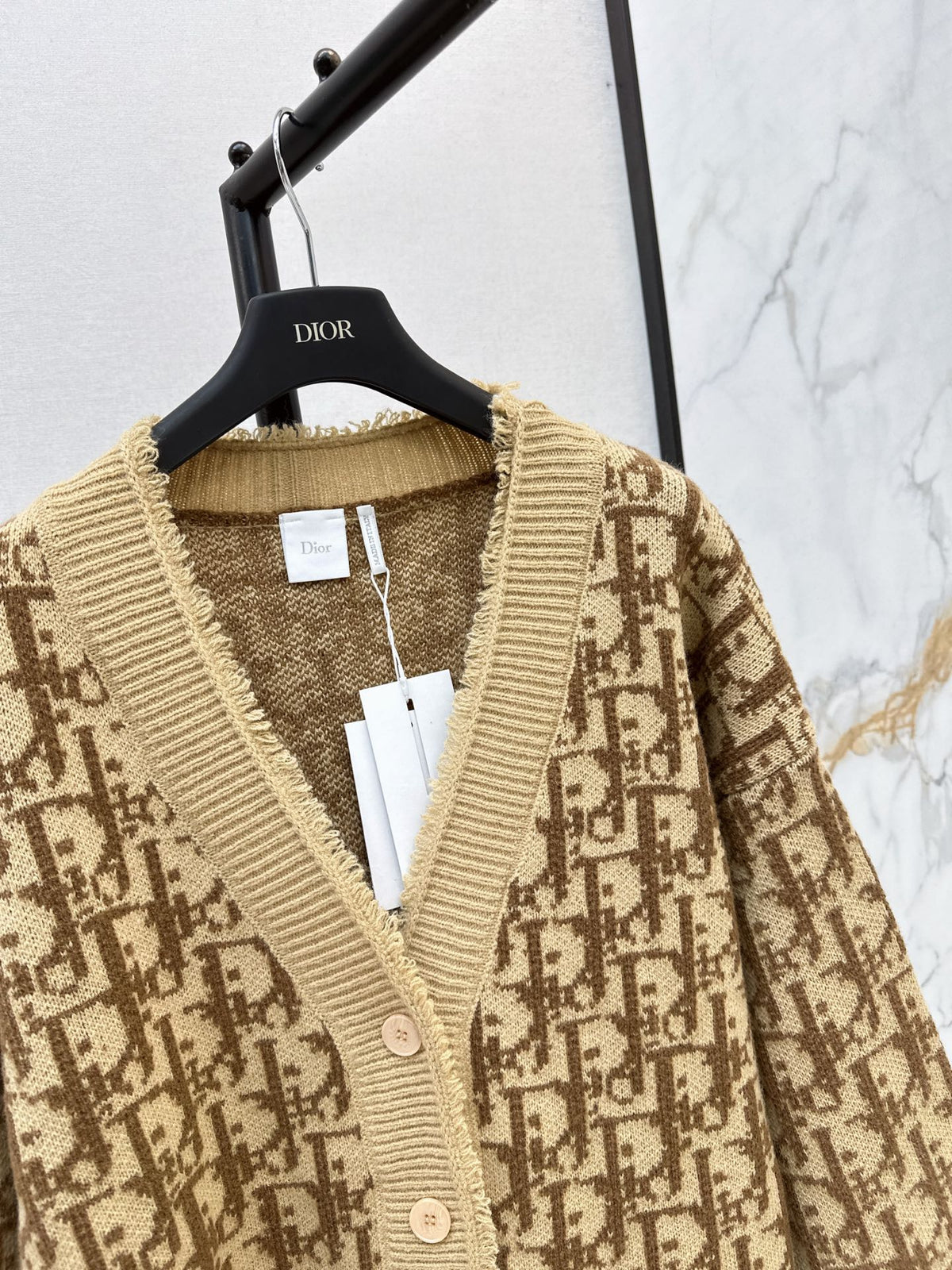 26FW New V-neck loose-fit cardigan 🤎🩶