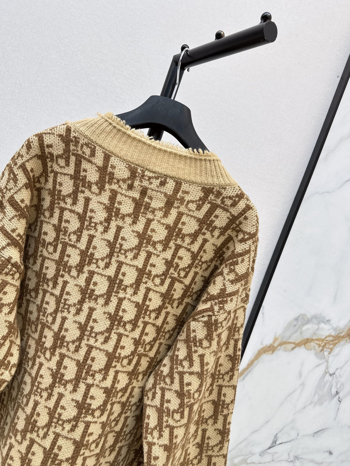 26FW New V-neck loose-fit cardigan 🤎🩶