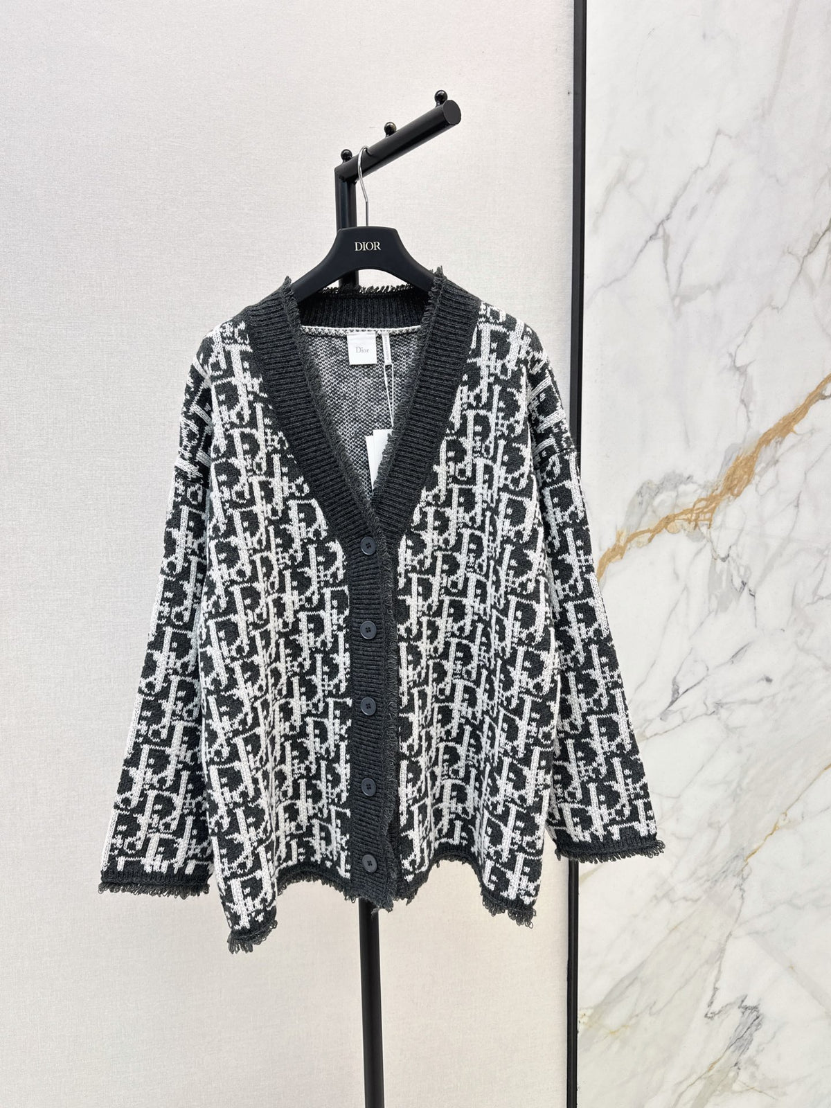 26FW New V-neck loose-fit cardigan 🤎🩶