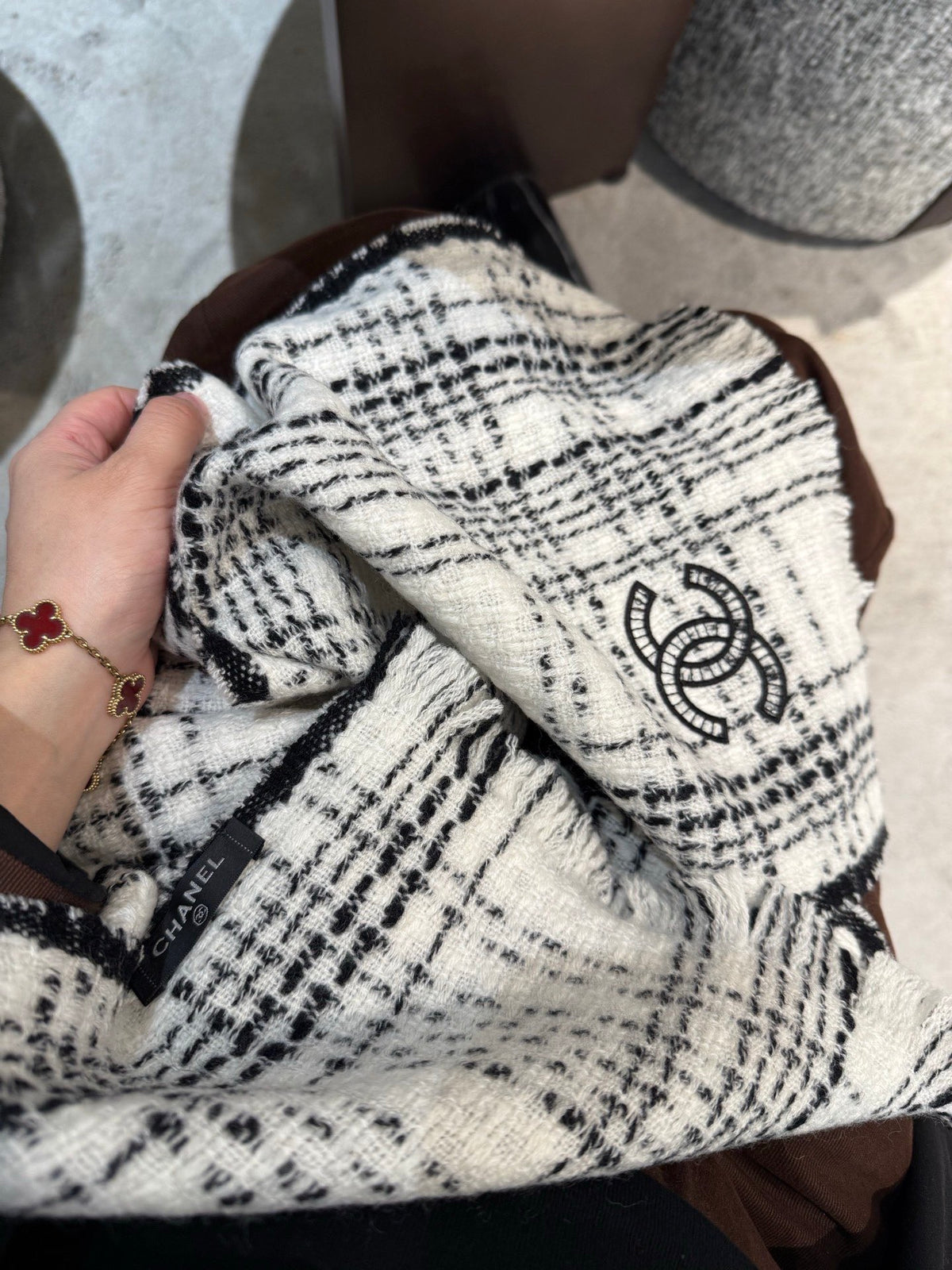 26FW New Lightly Felted Cashmere Scarf 🤍🩶🖤