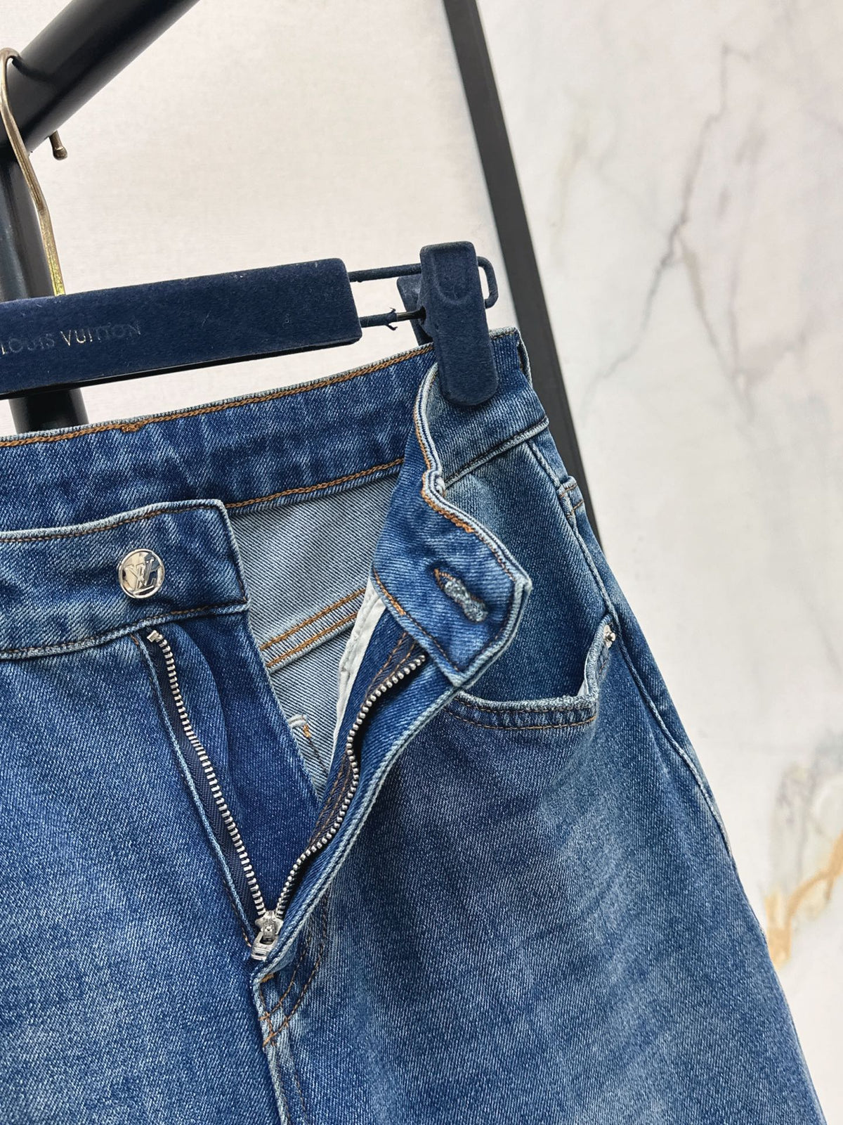 26FW New: Vintage-Washed Denim Jeans 🩵