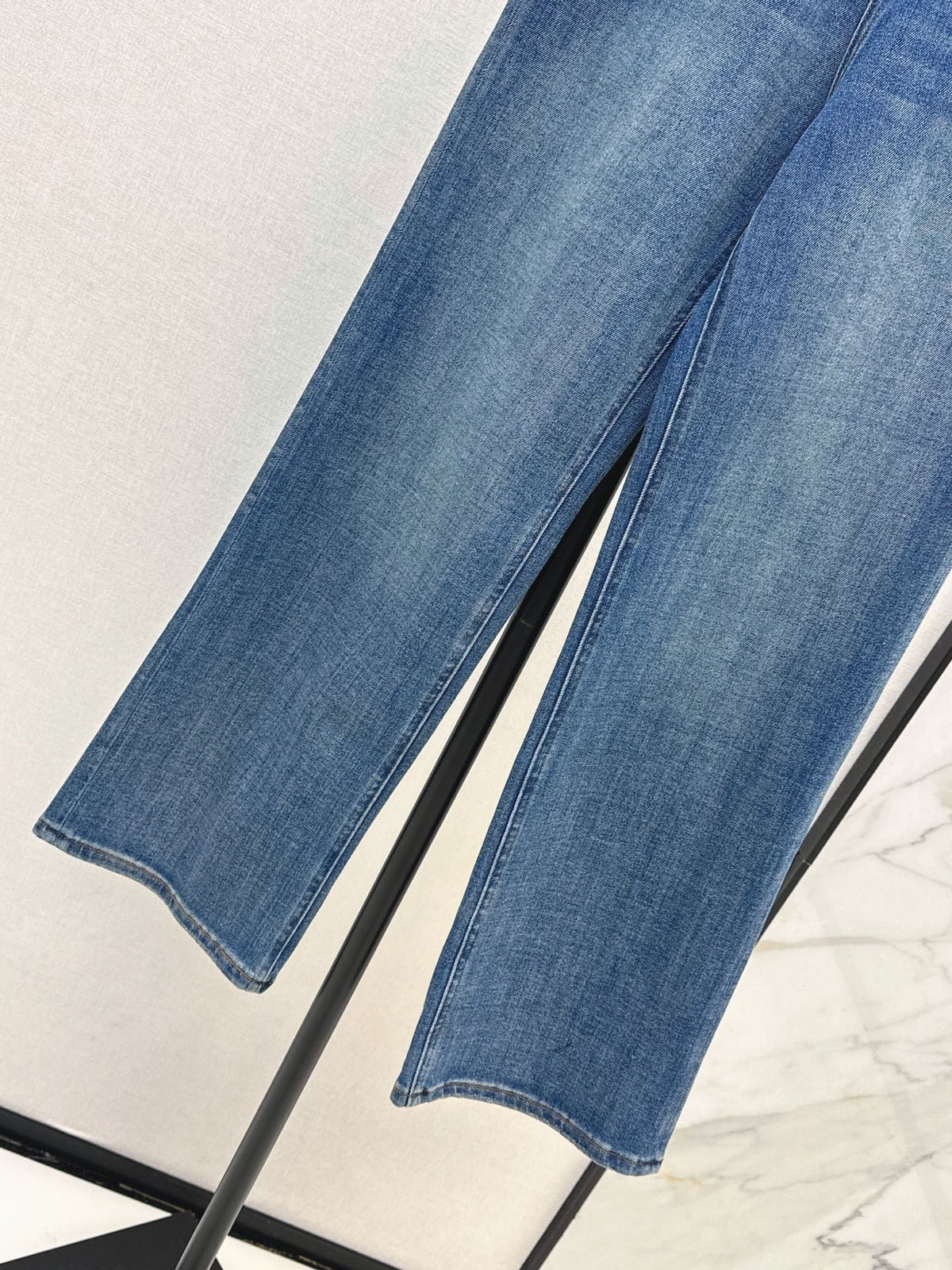 26FW New: Vintage-Washed Denim Jeans 🩵