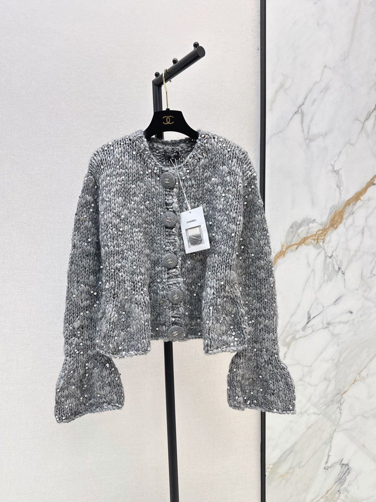 26FW New Sequin-Yarn Crew-Neck Knitted Cardigan 🩶