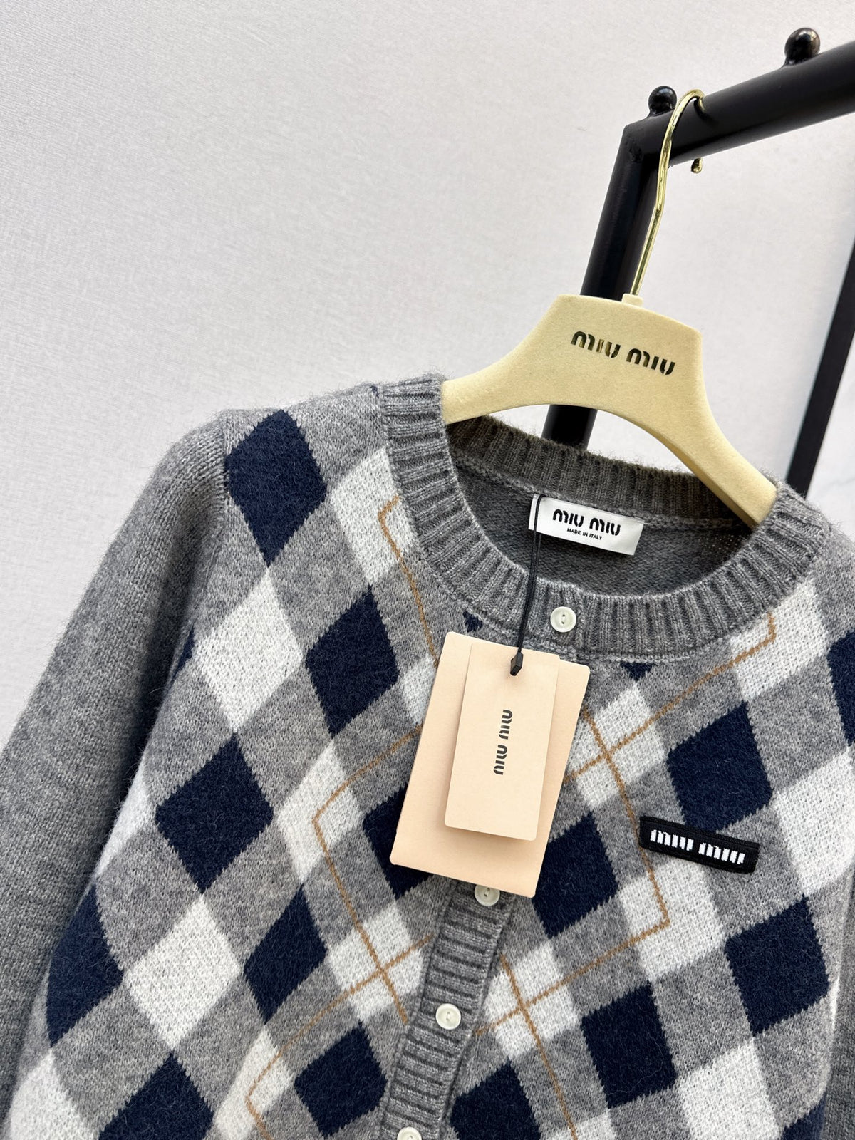 26FW New Quilted Jacquard Crew-Neck Cardigan 🩶