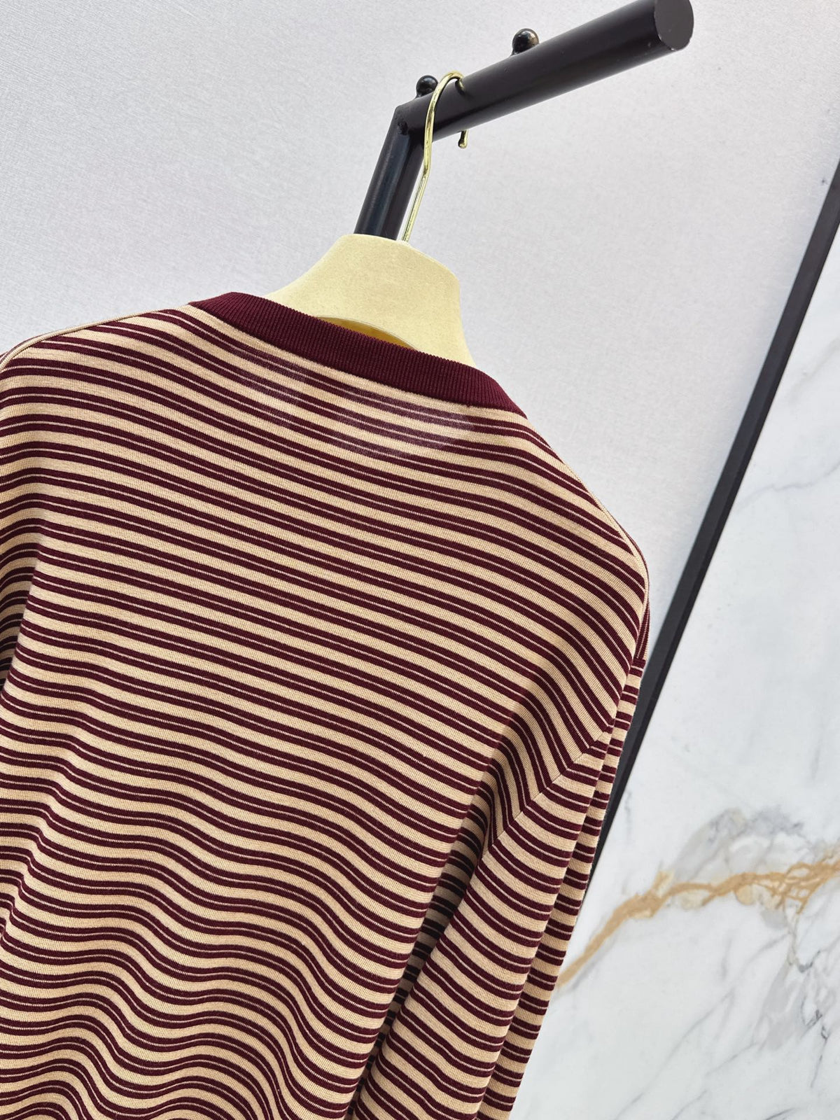 26FW New Color-Block Striped Crew-Neck Knit Top 🖤