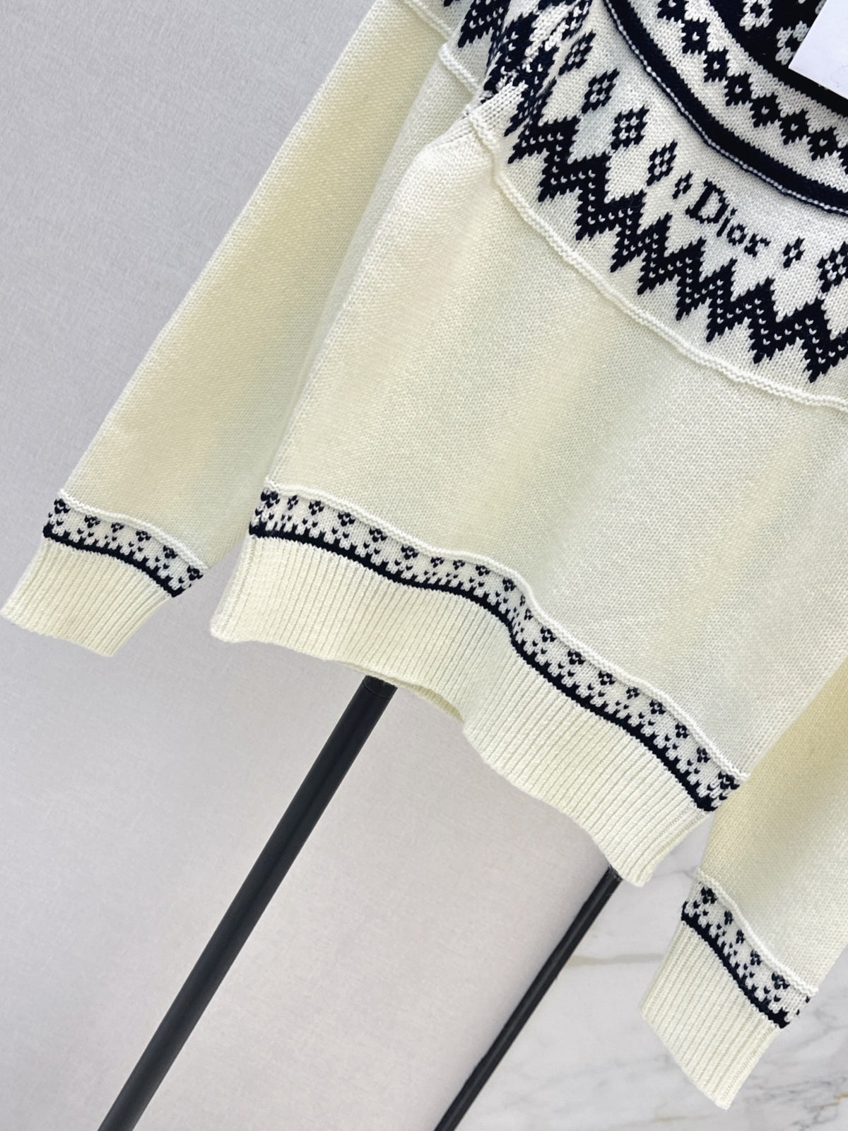 🎄Xmas🎄26FW New Ski Collection Fair Isle Crewneck Sweater 🤍🖤