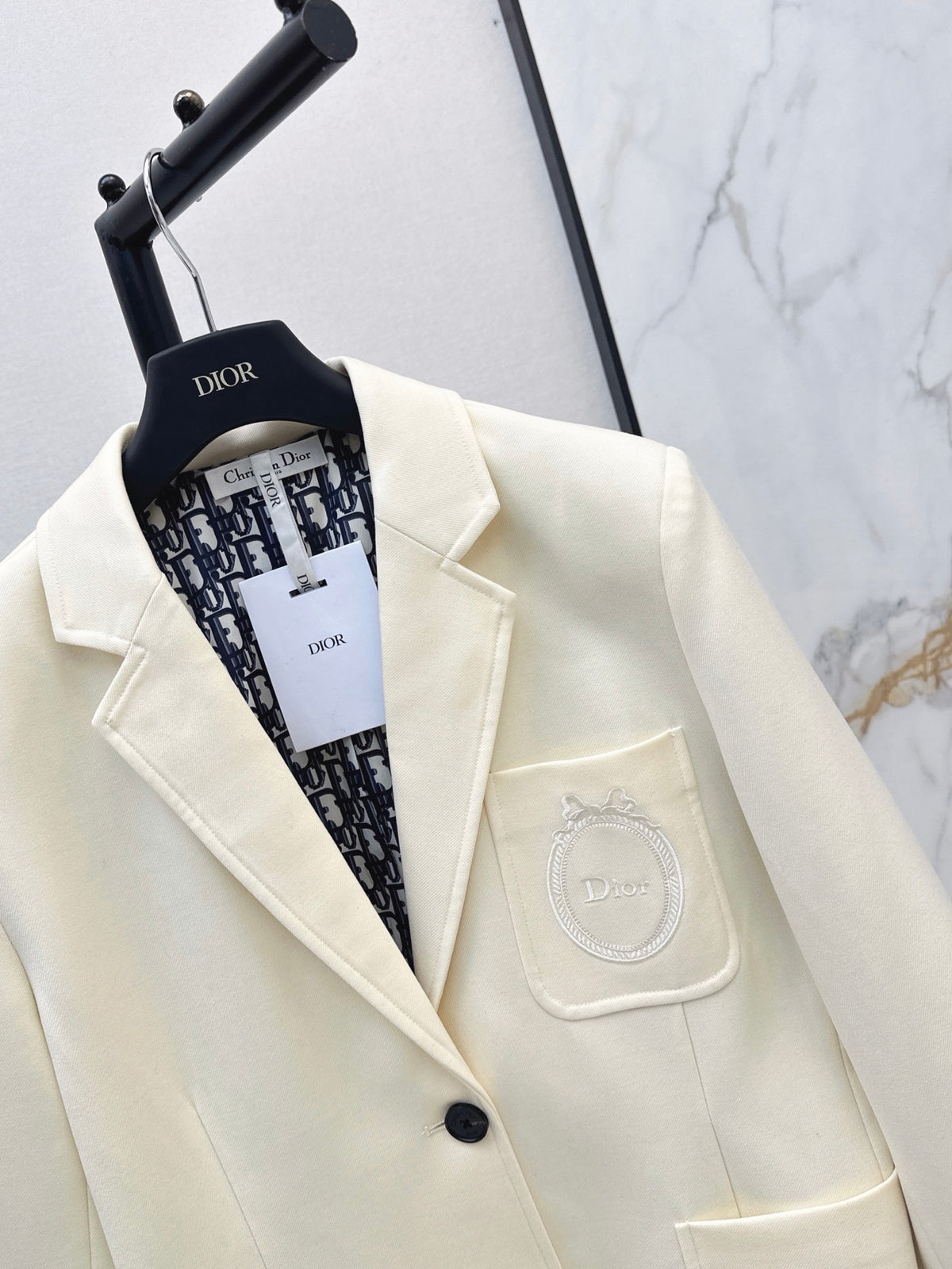 26FW New Blazer 🤍🖤