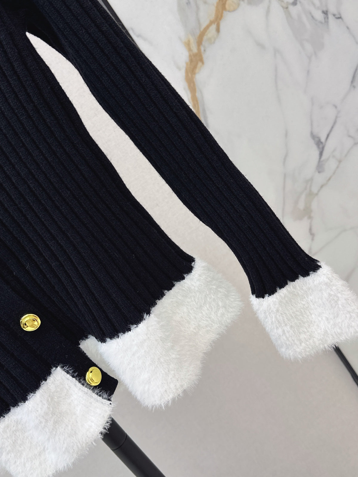 26FW New Color-Block Lapel Knit Cardigan 🤍