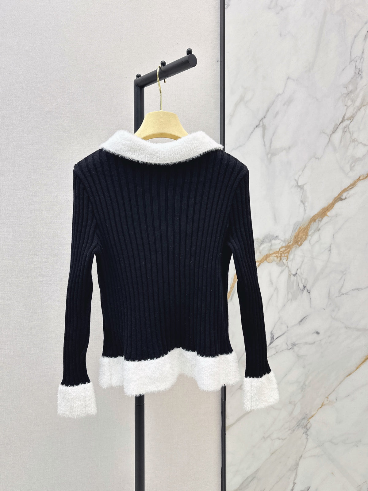 26FW New Color-Block Lapel Knit Cardigan 🤍