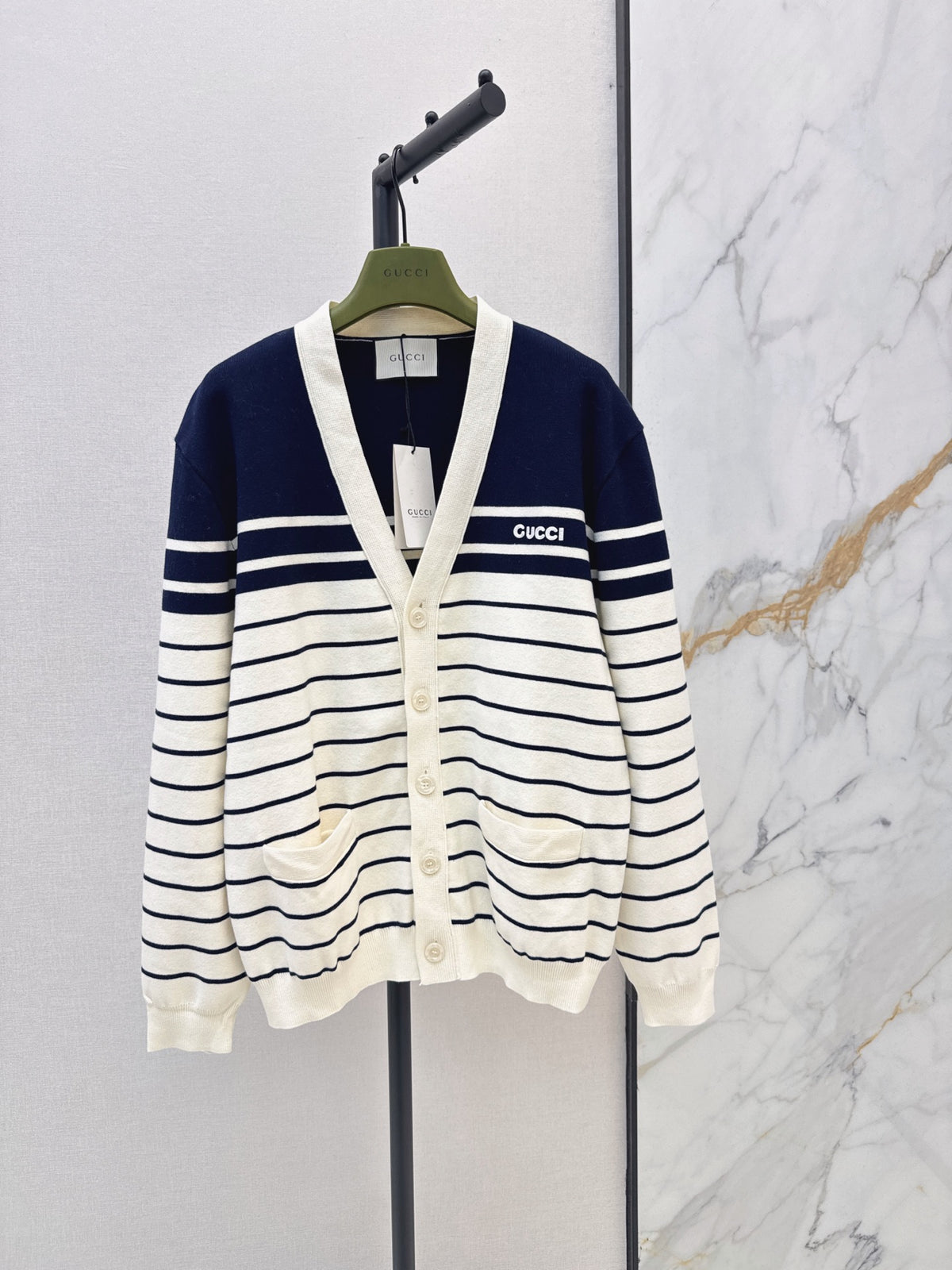 26FW New V-Neck Striped Knit Cardigan 🤍