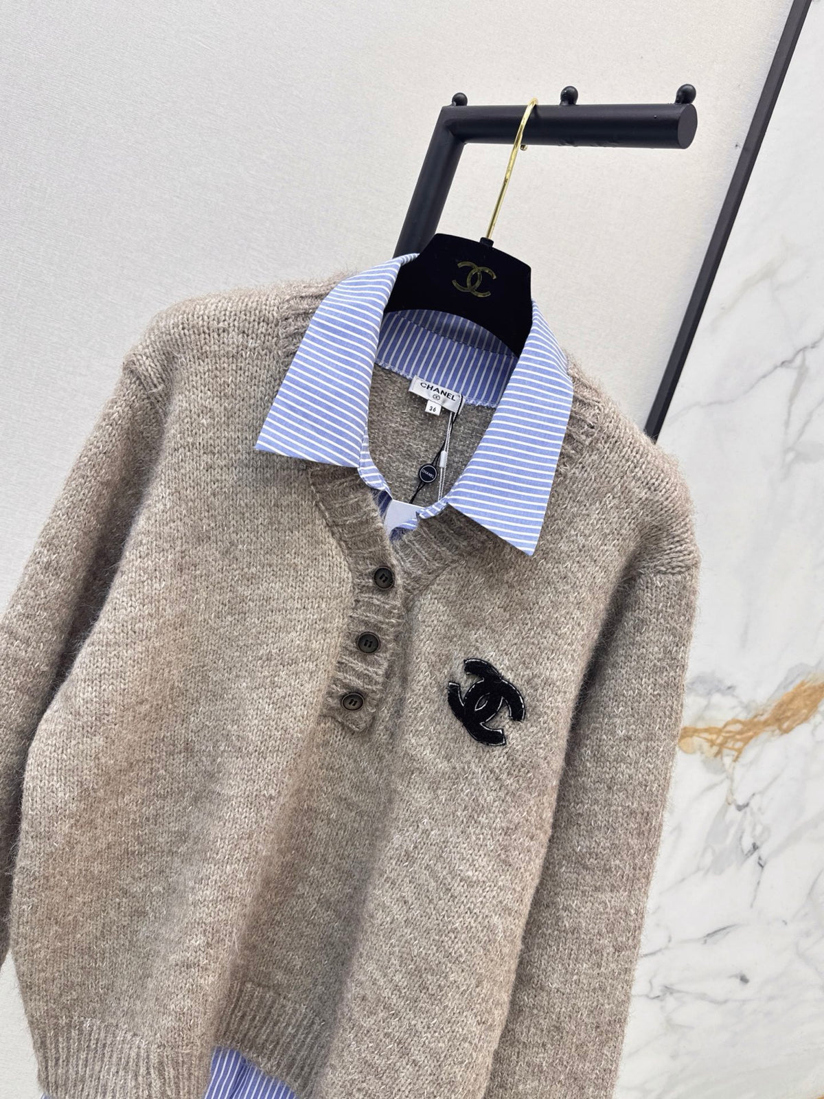 26FW New "Faux-Layered" Design Half-Placket Sweater 🤎🩶
