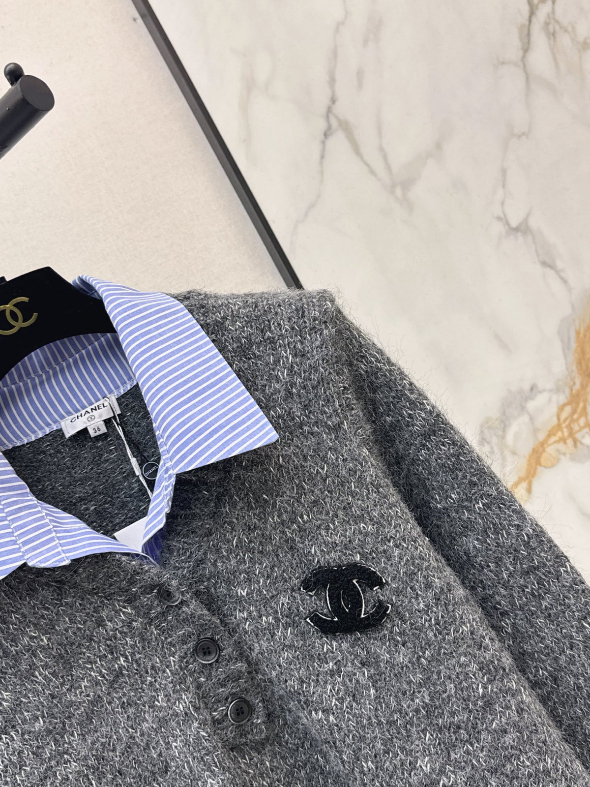 26FW New "Faux-Layered" Design Half-Placket Sweater 🤎🩶