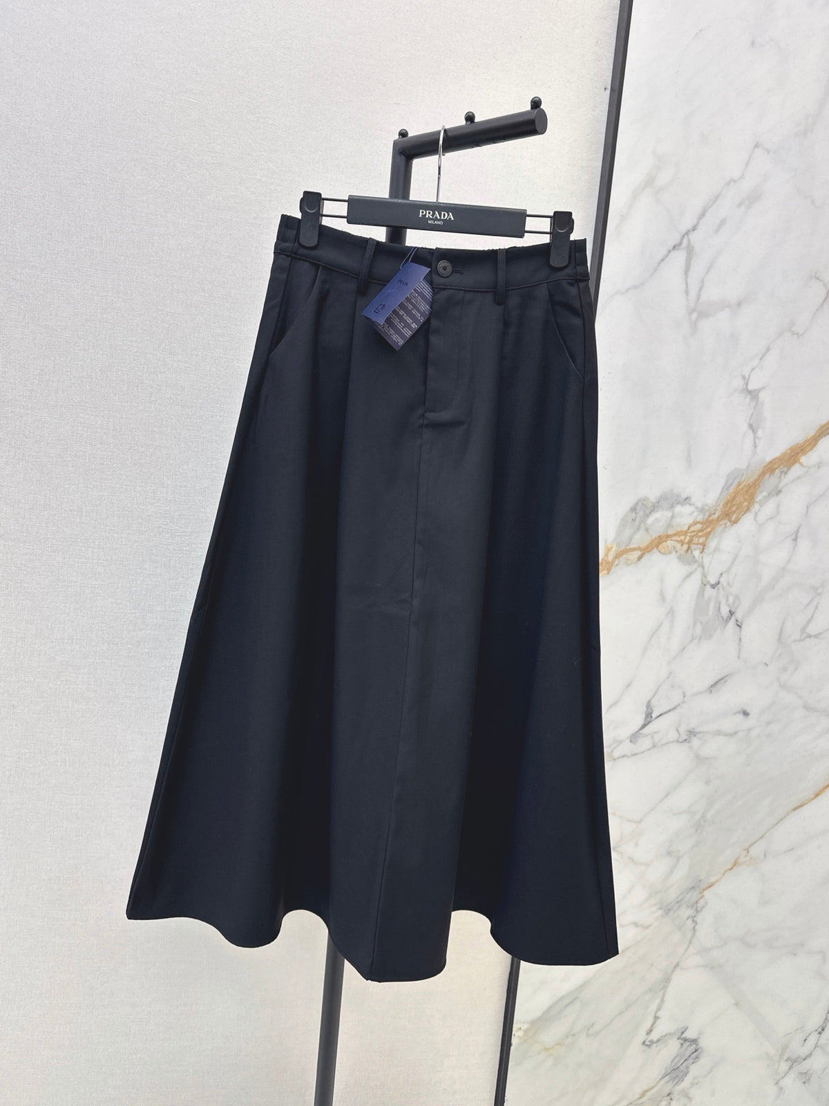 26FW New Umbrella-Style Skirt 🩶🖤