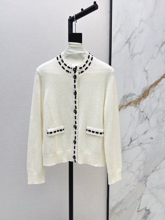26FW New Hand-Applied Beaded Color-Block Crew-Neck Cardigan 🤍🖤