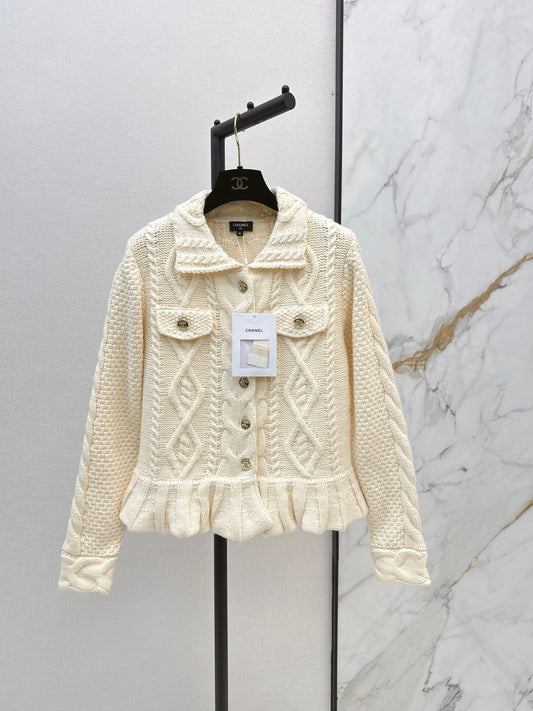 26FW New Knit Cardigan with Ruffled Hem 🤍🖤