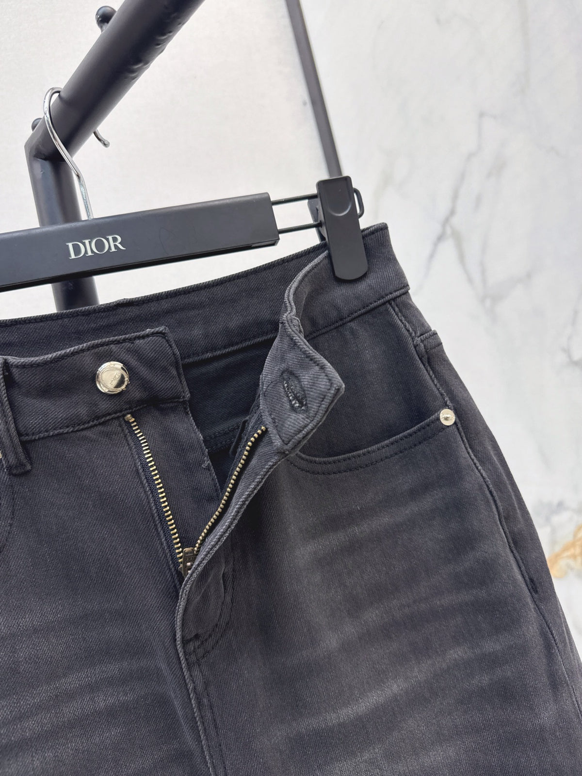 26FW New Embroidered Straight-Leg Jeans 🩵🖤