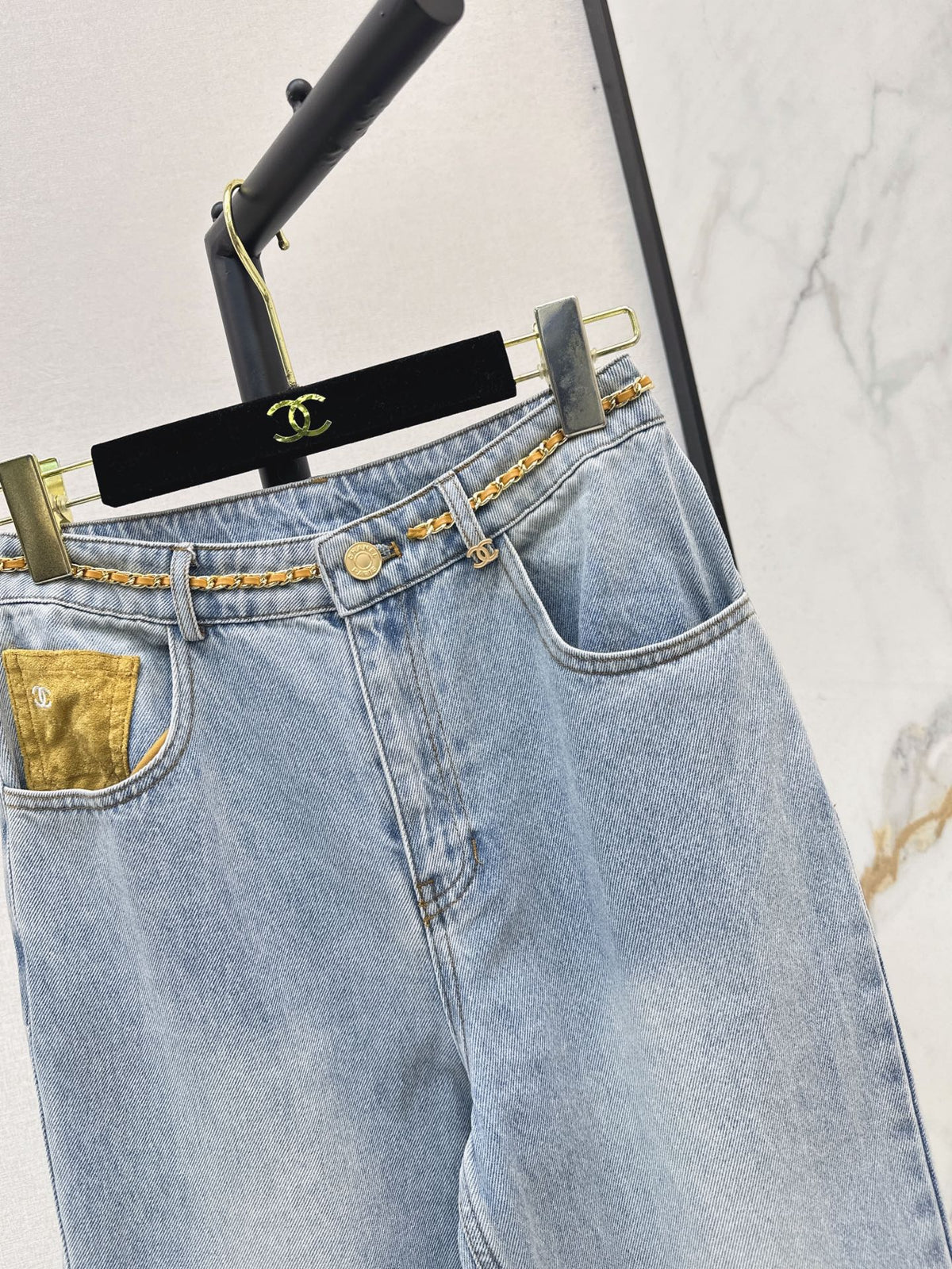 🔥Highest Quality🔥26FW New Suede-Paneled Straight-Leg Jeans 🩵