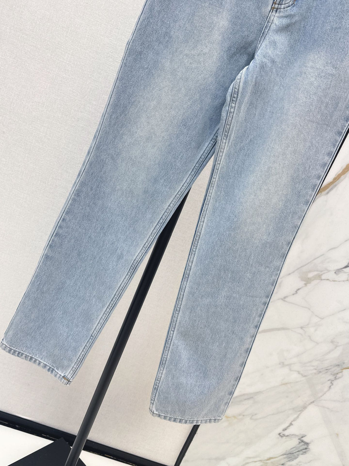 🔥Highest Quality🔥26FW New Suede-Paneled Straight-Leg Jeans 🩵
