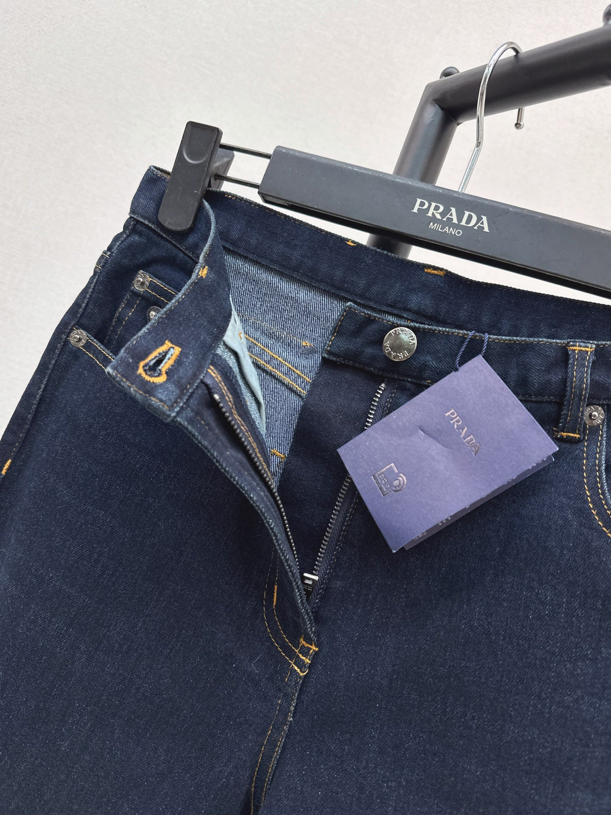 26FW New High-Waisted Jeans 🖤