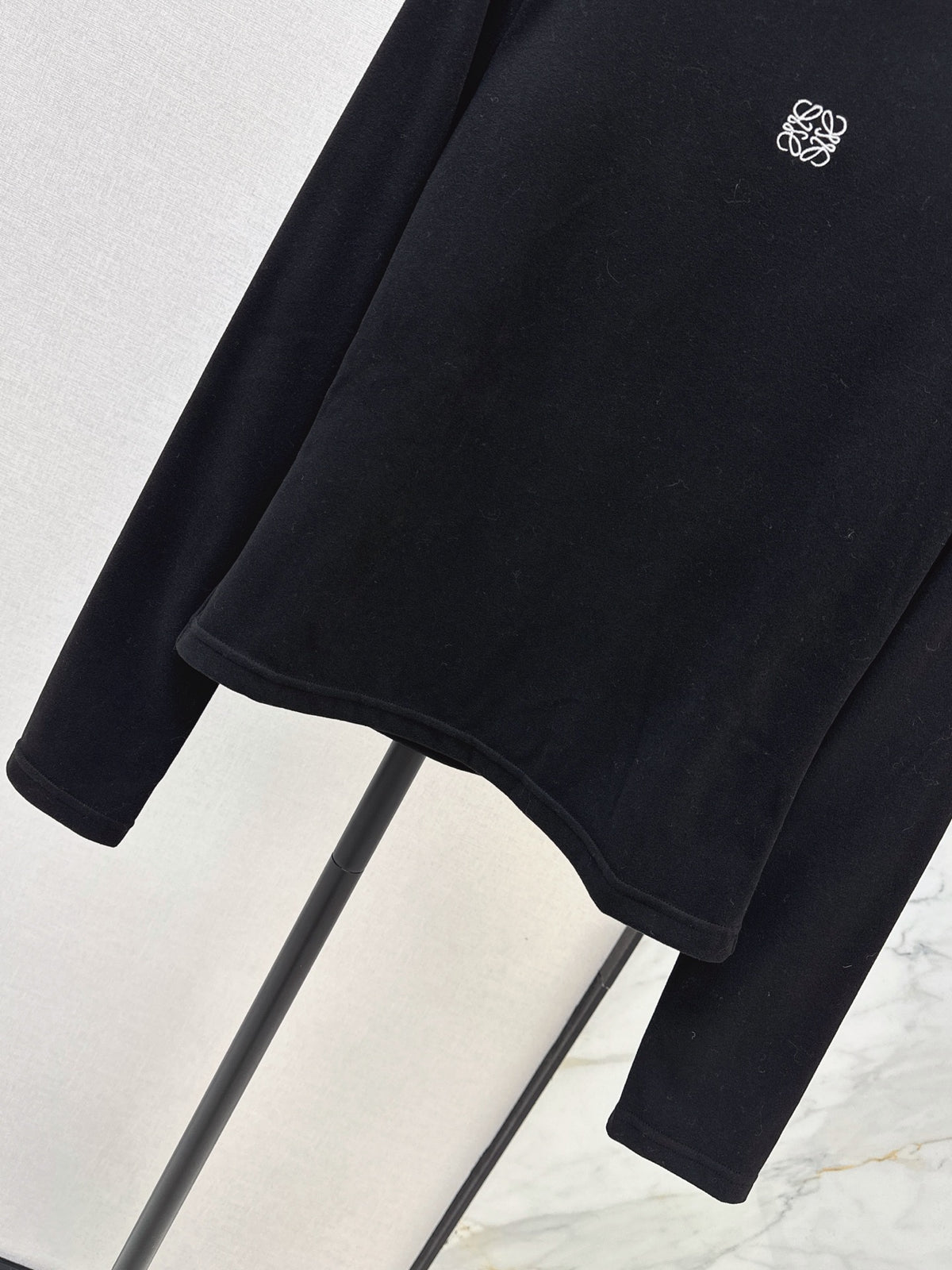 26FW New Logo-Embroidered Base Layer 🤍🖤