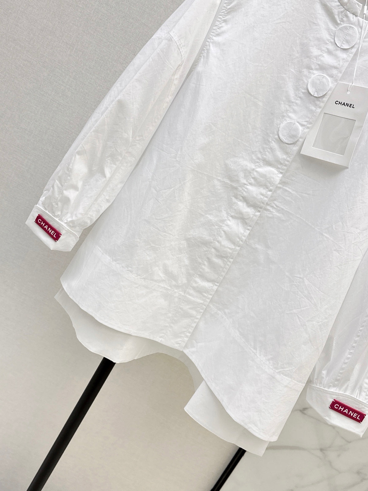 🔥Highest Quality🔥26FW New White Shirt with Embroidered Logo Detail 🤍