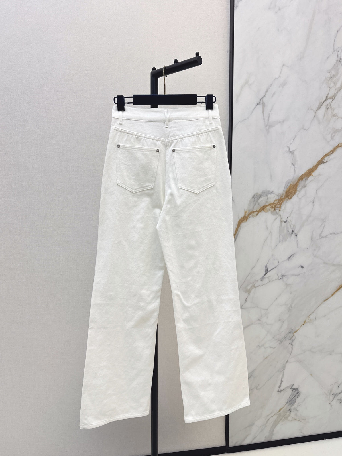 26FW New Straight-Leg Jeans 🤍