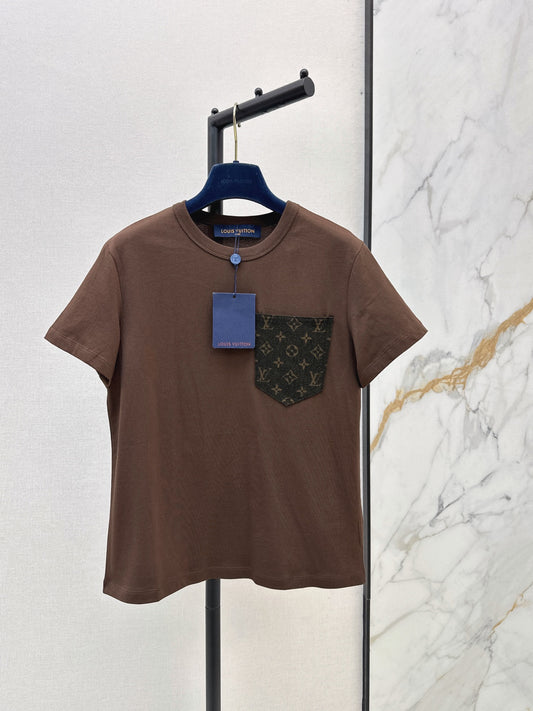 26FW New Crew-Neck T-Shirt with Pocket & Patchwork Detail 🤎