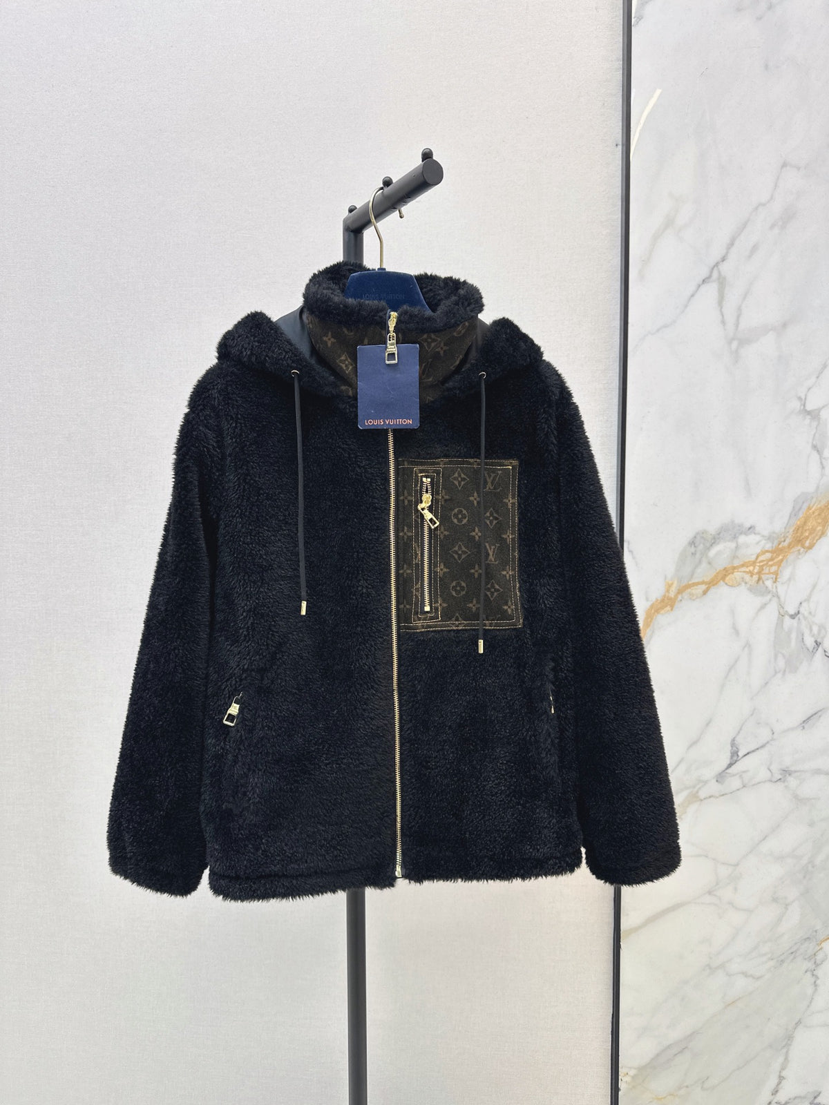 26FW New Oversized Teddy Hooded Coat with Patch Pockets 🖤