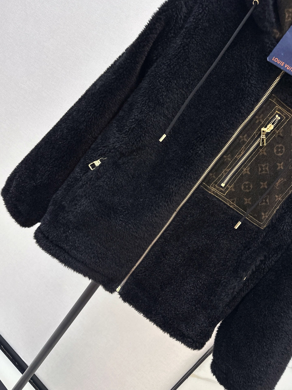 26FW New Oversized Teddy Hooded Coat with Patch Pockets 🖤