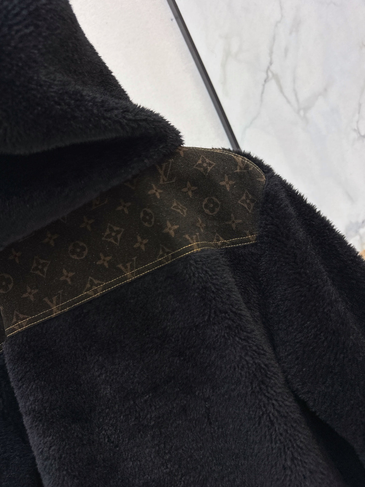 26FW New Oversized Teddy Hooded Coat with Patch Pockets 🖤
