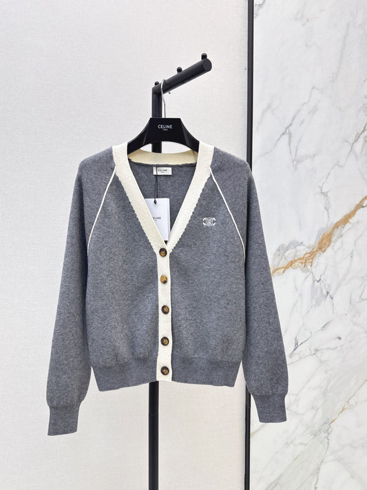 26FW New Embroidered V-Neck Knit Cardigan 🩶🖤