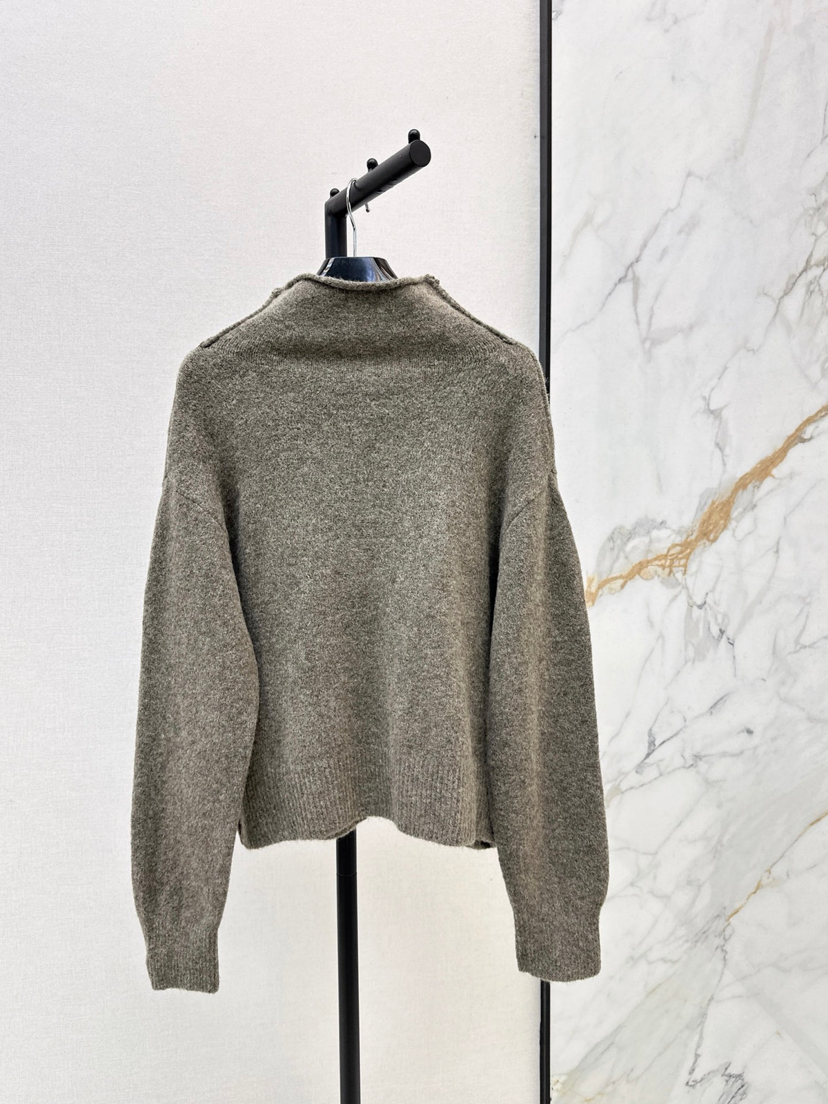 26FW New Vintage-Style Knit Cardigan 🖤