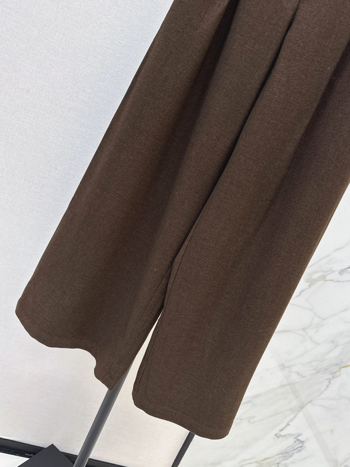 26FW New Straight-Leg Wide-Leg Trousers with Triangular Logo Detail 🤎💙🖤