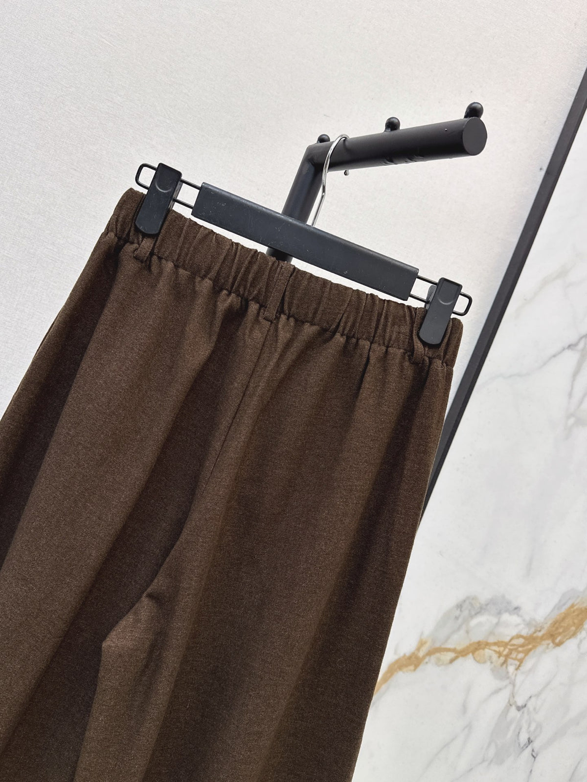 26FW New Straight-Leg Wide-Leg Trousers with Triangular Logo Detail 🤎💙🖤
