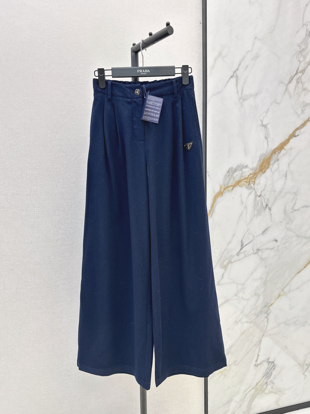 26FW New Straight-Leg Wide-Leg Trousers with Triangular Logo Detail 🤎💙🖤