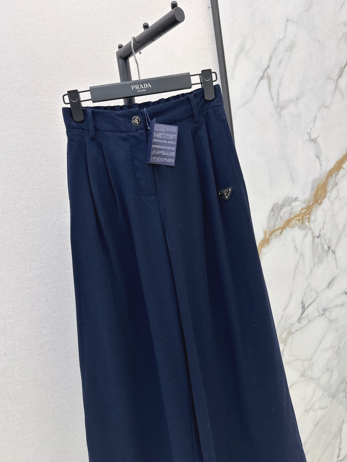 26FW New Straight-Leg Wide-Leg Trousers with Triangular Logo Detail 🤎💙🖤