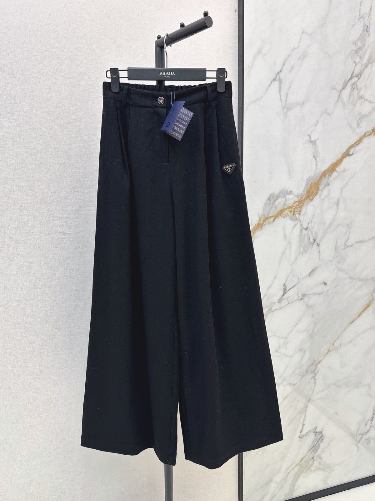 26FW New Straight-Leg Wide-Leg Trousers with Triangular Logo Detail 🤎💙🖤