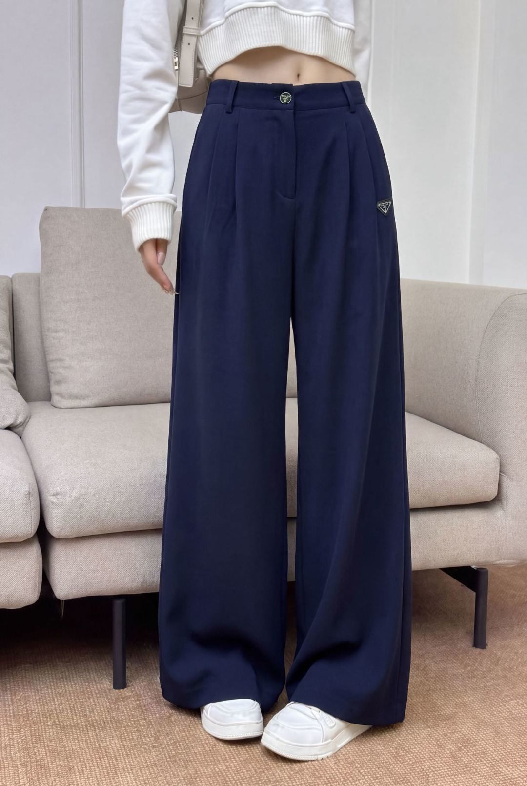 26FW New Straight-Leg Wide-Leg Trousers with Triangular Logo Detail 🤎💙🖤