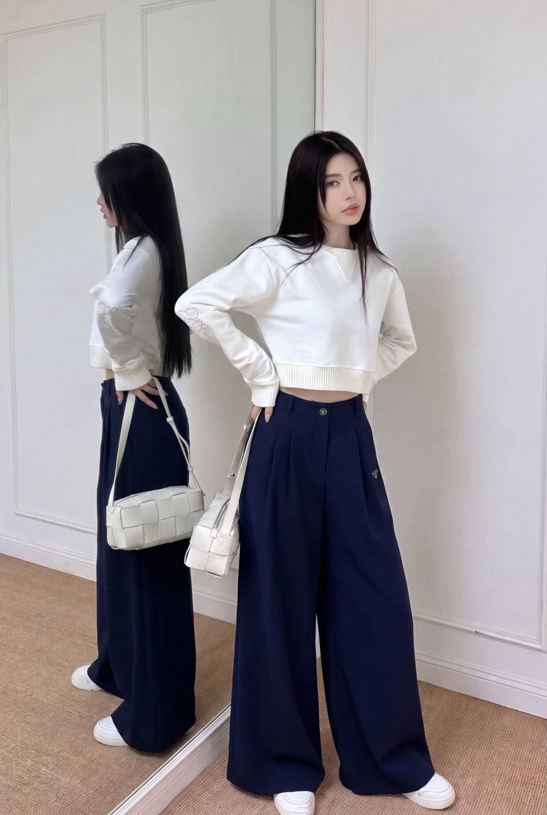 26FW New Straight-Leg Wide-Leg Trousers with Triangular Logo Detail 🤎💙🖤