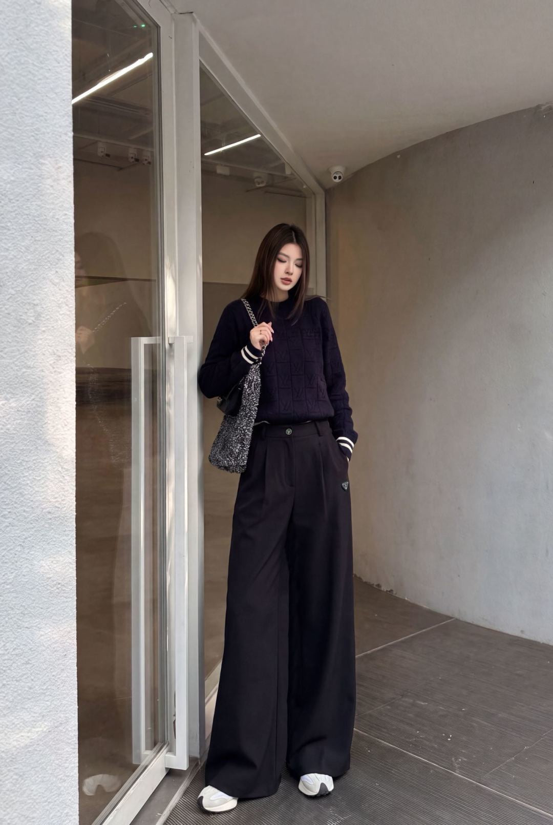 26FW New Straight-Leg Wide-Leg Trousers with Triangular Logo Detail 🤎💙🖤